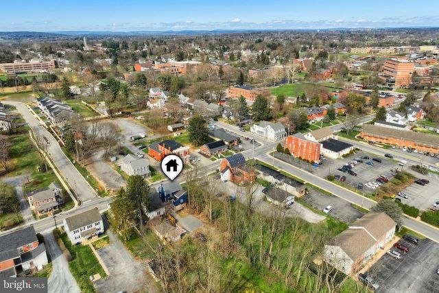 118 W FREDERICK ST, Millersville, PA 17551