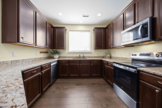 1811 Affirmed Way, Cary, NC 27519
