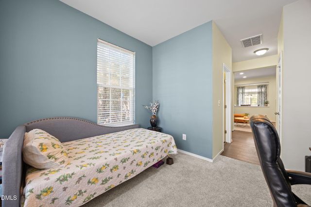 1811 Affirmed Way, Cary, NC 27519