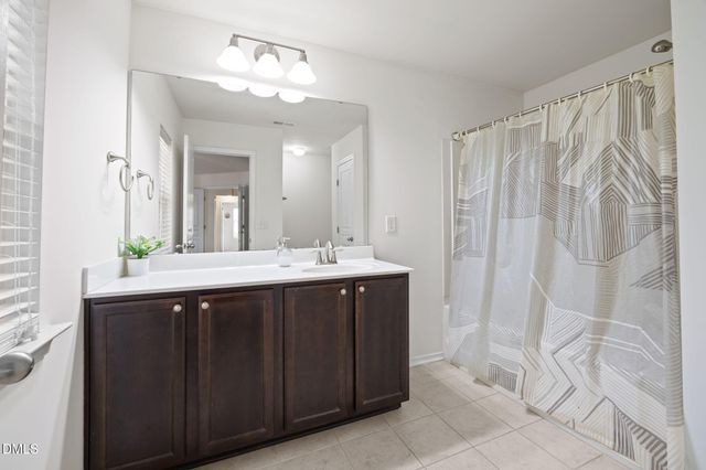 1811 Affirmed Way, Cary, NC 27519