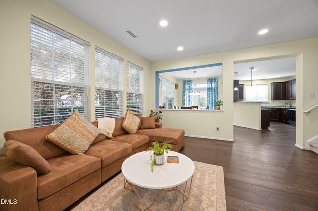 1811 Affirmed Way, Cary, NC 27519
