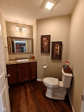 5015 E 400 N, Shelbyville, IN 46176