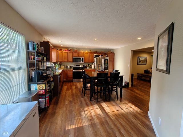 5015 E 400 N, Shelbyville, IN 46176
