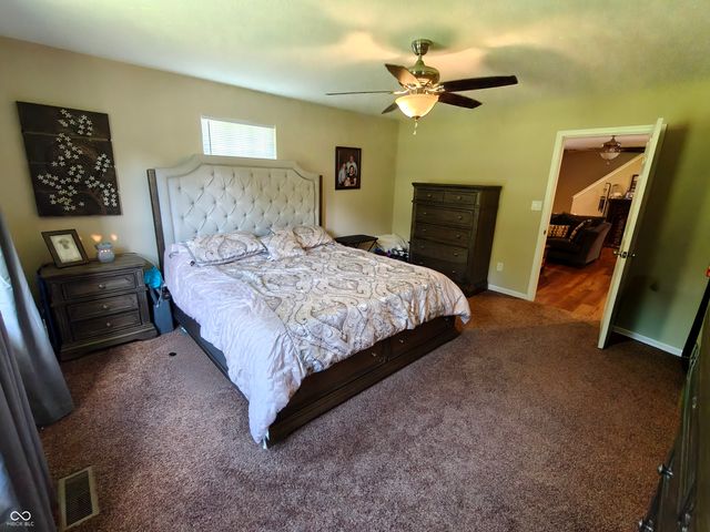 5015 E 400 N, Shelbyville, IN 46176