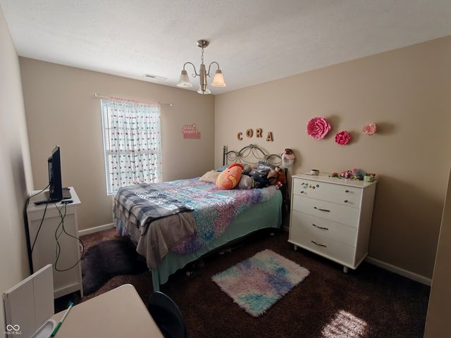 5015 E 400 N, Shelbyville, IN 46176