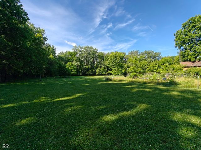 5015 E 400 N, Shelbyville, IN 46176