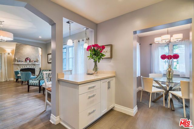 9025 Ashcroft Avenue, West Hollywood, CA 90048