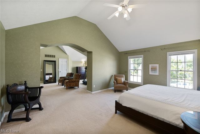 12300 Coopers Run, Strongsville, OH 44149