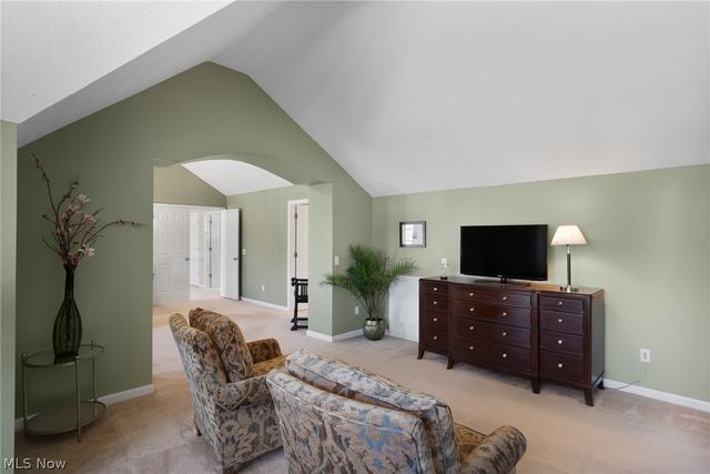 12300 Coopers Run, Strongsville, OH 44149
