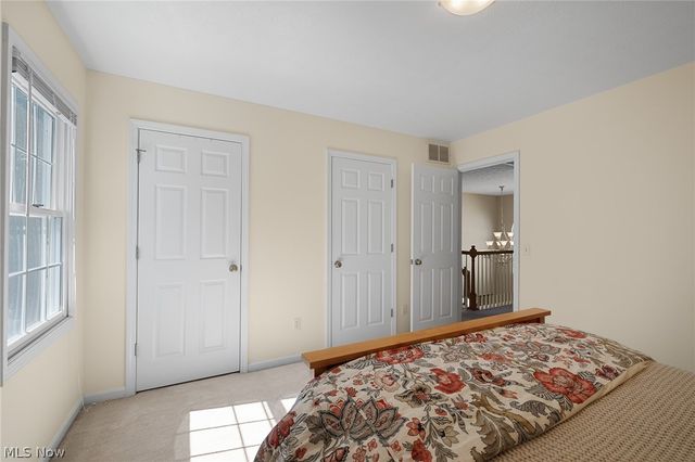 12300 Coopers Run, Strongsville, OH 44149