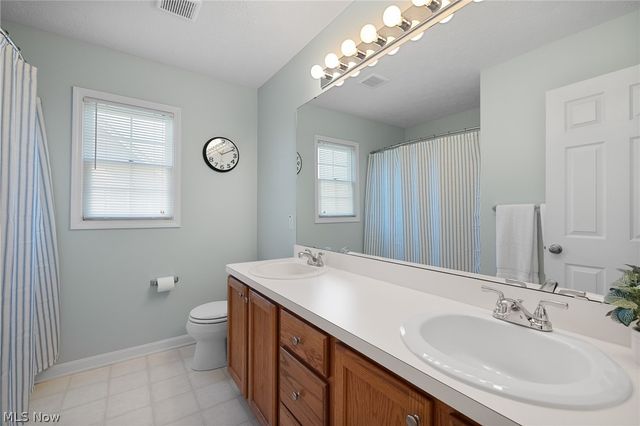 12300 Coopers Run, Strongsville, OH 44149