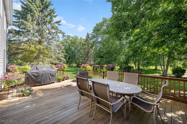 12300 Coopers Run, Strongsville, OH 44149