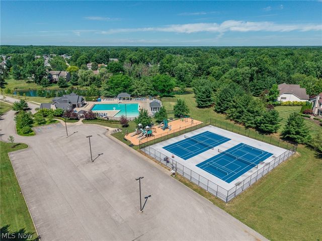 12300 Coopers Run, Strongsville, OH 44149