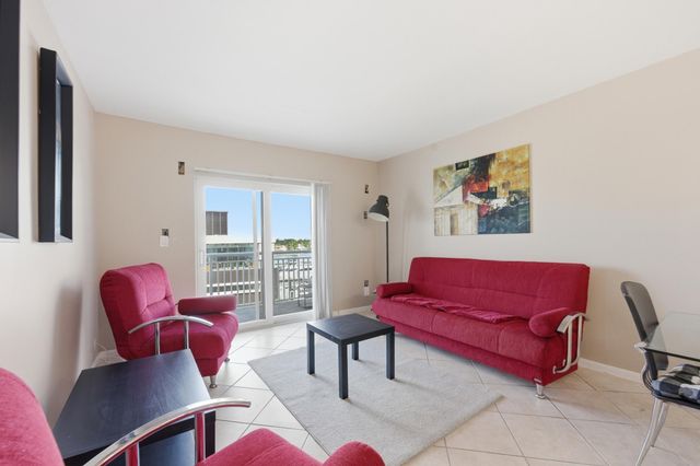 200 S Birch Road 605, Fort Lauderdale, FL 33316