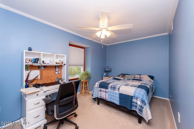 106 Chesterfield Jacobstown Road, Wrightstown, NJ 08562