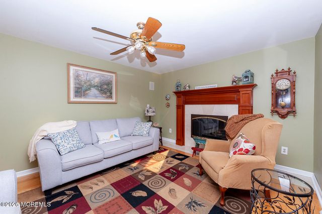 106 Chesterfield Jacobstown Road, Wrightstown, NJ 08562