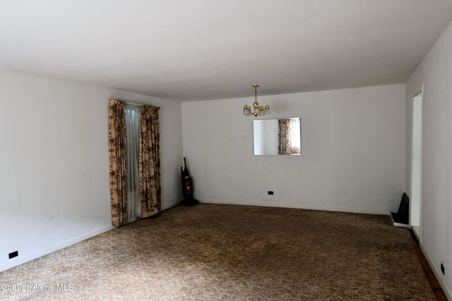 514 Main St, Wardner, ID 83837