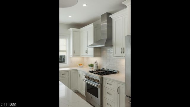 8 Mikula Way, Florham Park Boro, NJ 07932