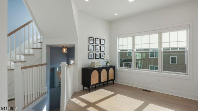 8 Mikula Way, Florham Park Boro, NJ 07932