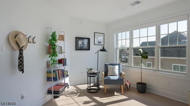 8 Mikula Way, Florham Park Boro, NJ 07932