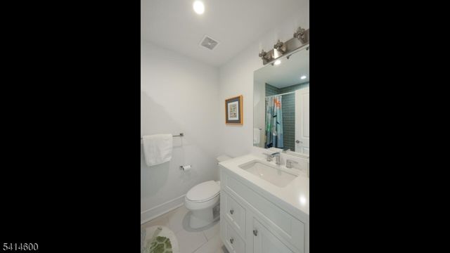 8 Mikula Way, Florham Park Boro, NJ 07932