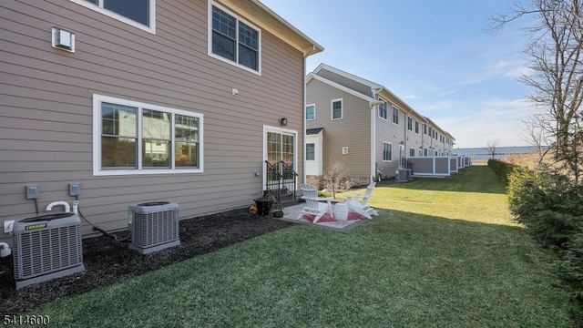 8 Mikula Way, Florham Park Boro, NJ 07932