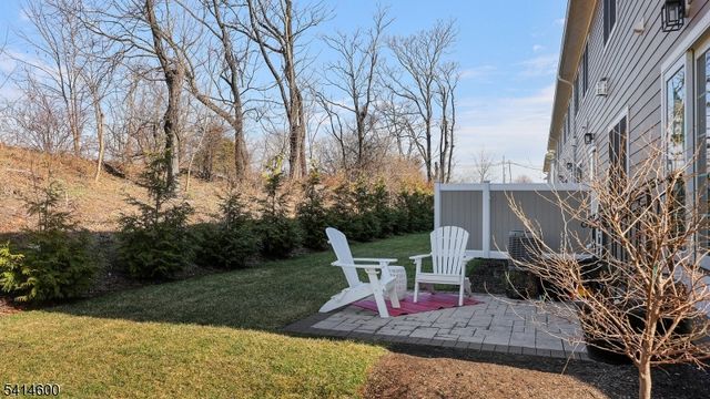 8 Mikula Way, Florham Park Boro, NJ 07932