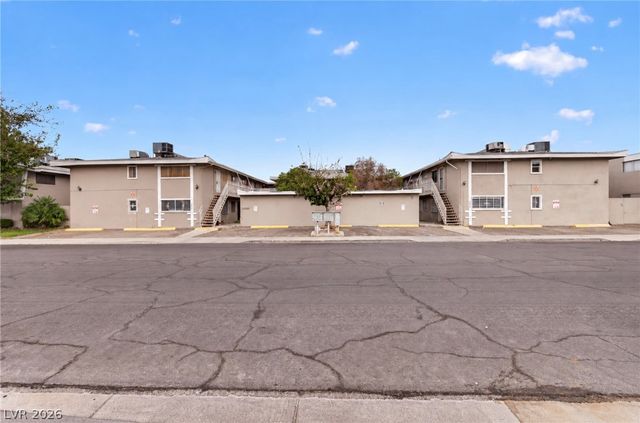 304 Orland Street 43, Las Vegas, NV 89107