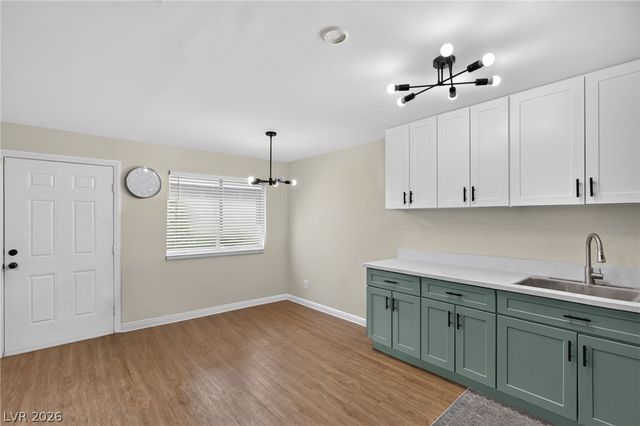 304 Orland Street 43, Las Vegas, NV 89107