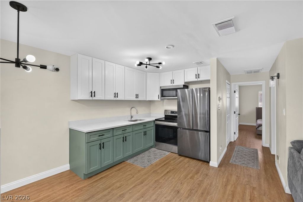 304 Orland Street 43, Las Vegas, NV 89107 — photo 2