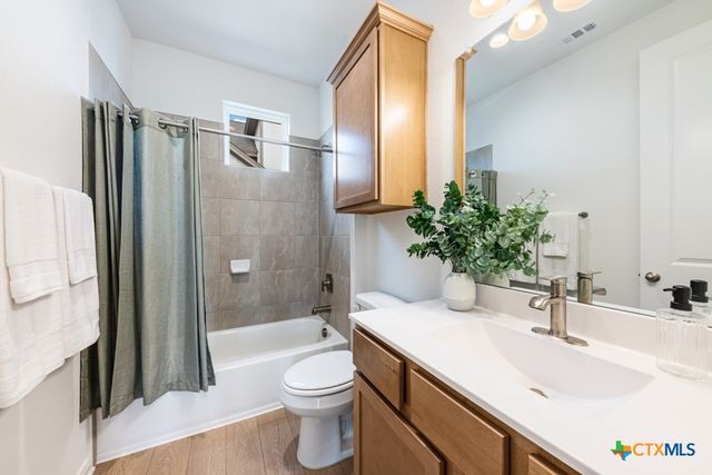 2107 Hofstaat, New Braunfels, TX 78130