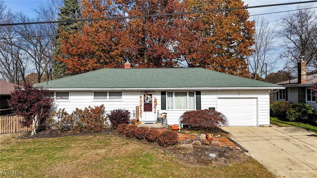 2239 Springfield Center Road, Akron, OH 44312