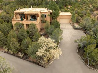 860 Camino Chaco, Santa Fe, NM 87501