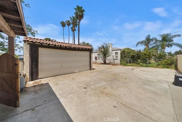 3405 Strong, Riverside, CA 92501