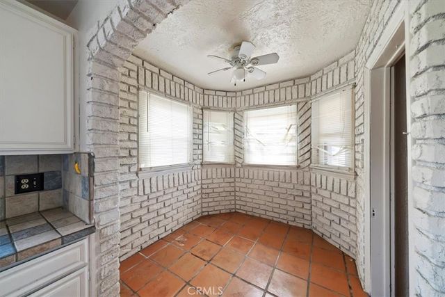 3405 Strong, Riverside, CA 92501