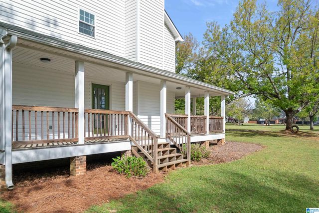 1926 PLEASANT RIDGE LOOP, Sylacauga, AL 35150