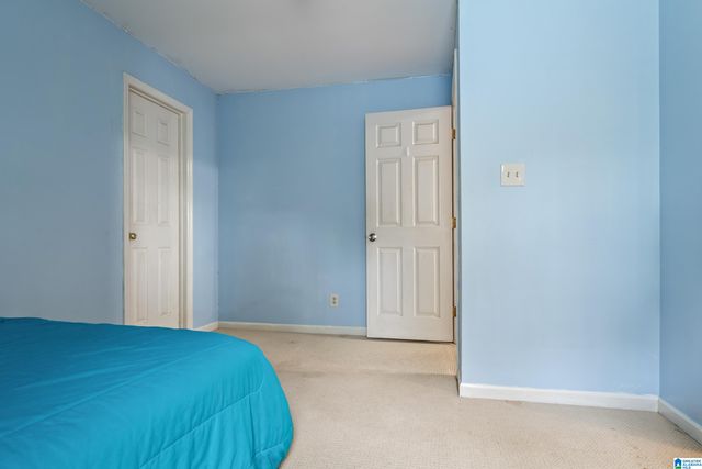 1926 PLEASANT RIDGE LOOP, Sylacauga, AL 35150