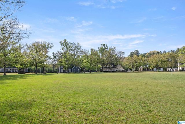 1926 PLEASANT RIDGE LOOP, Sylacauga, AL 35150