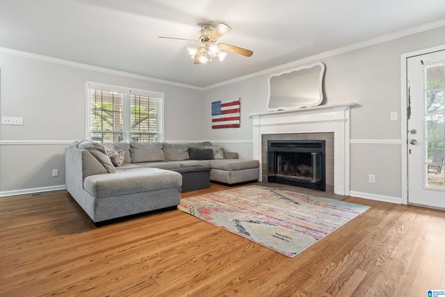 1926 PLEASANT RIDGE LOOP, Sylacauga, AL 35150