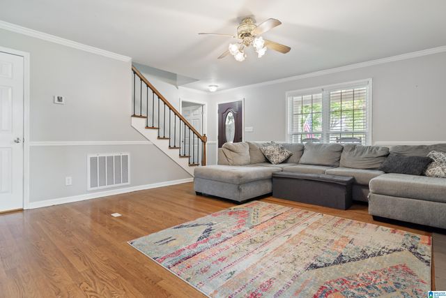 1926 PLEASANT RIDGE LOOP, Sylacauga, AL 35150