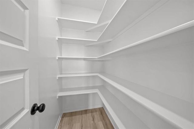 2615 SW Tracker Lane, Lee's Summit, MO 64082