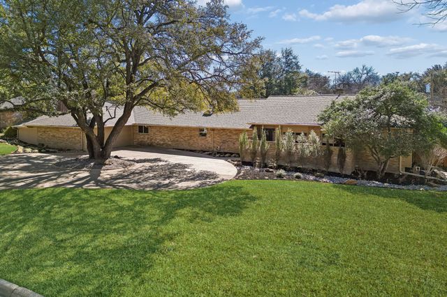 6830 Gateridge Drive, Dallas, TX 75254