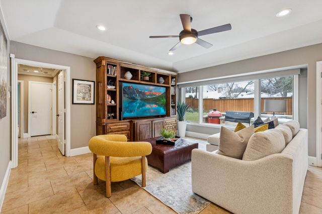 6830 Gateridge Drive, Dallas, TX 75254