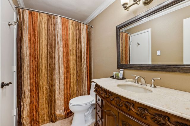 6830 Gateridge Drive, Dallas, TX 75254