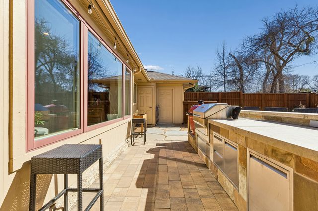 6830 Gateridge Drive, Dallas, TX 75254