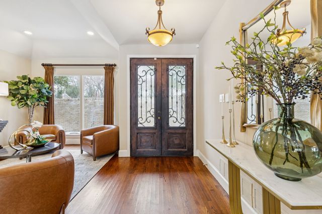 6830 Gateridge Drive, Dallas, TX 75254