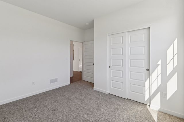 25515 W Thicket Lane, Plainfield, IL 60544
