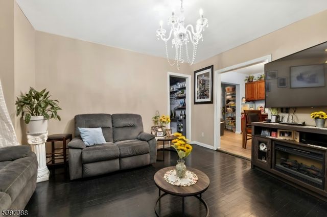 338 Manson Pl, Plainfield City, NJ 07063