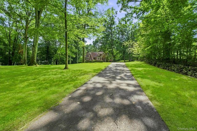 61 Bowe Lane, Lagrangeville, NY 12540