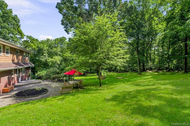 61 Bowe Lane, Lagrangeville, NY 12540